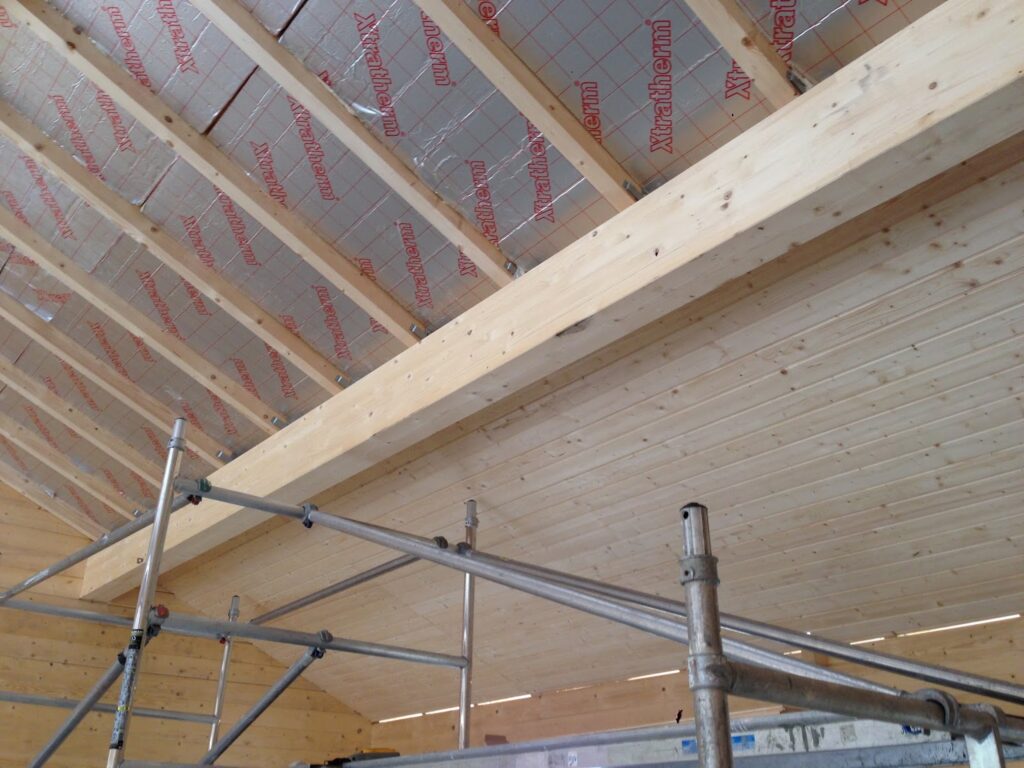 Tongue and groove - Roof lining